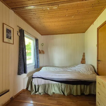 Nyaraló 1 Bedroom Cozy In Haugesund