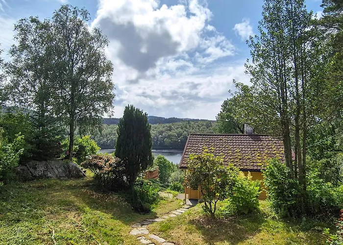 1 Bedroom Stunning In Semesterbostad